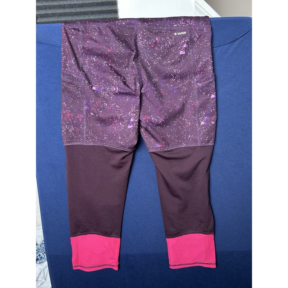 Champion Women's Capri Leggings Size Small‎ Athletic Tight
